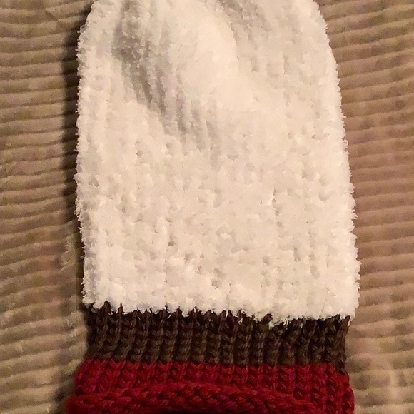 Xmas Winter 🥶  beanies **FINAL CLEARANCE** - Picture 4 of 7